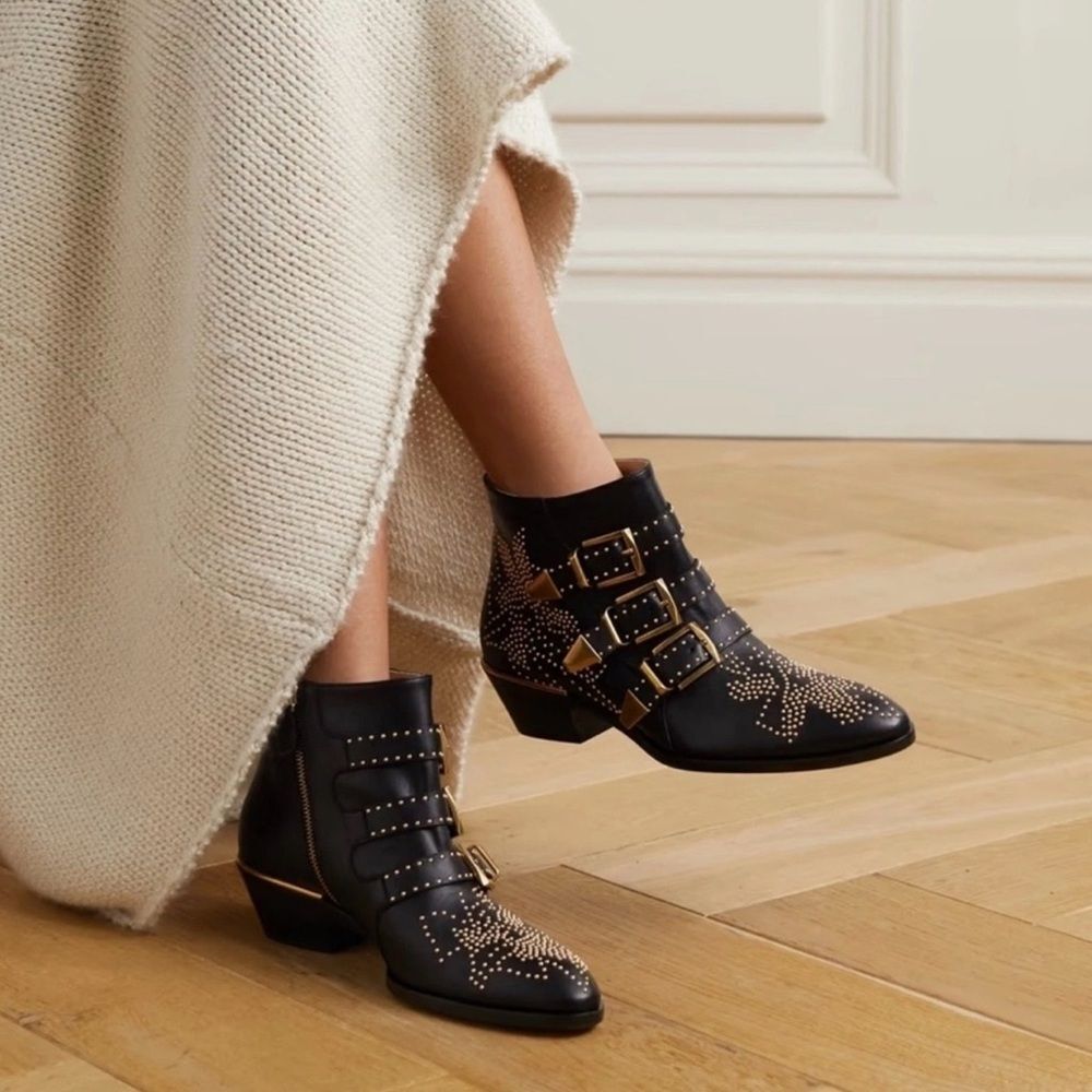 Chloe Susanna Pointed-Toe Studded Booties size 40 - Picture 2 of 15